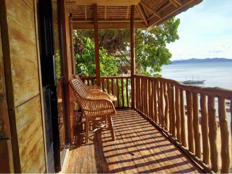 Готель Hut Sunset Island View Ель-Нідо Екстер'єр фото