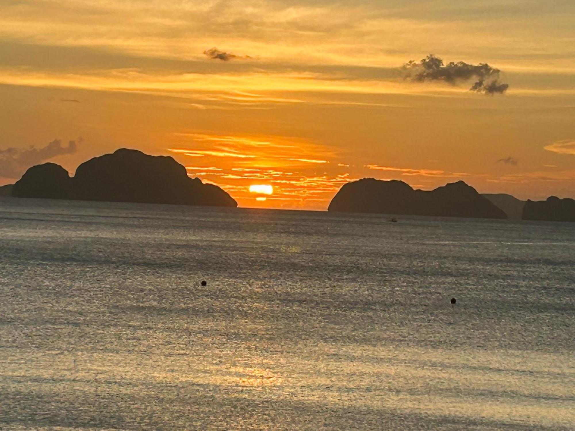 Готель Hut Sunset Island View Ель-Нідо Екстер'єр фото